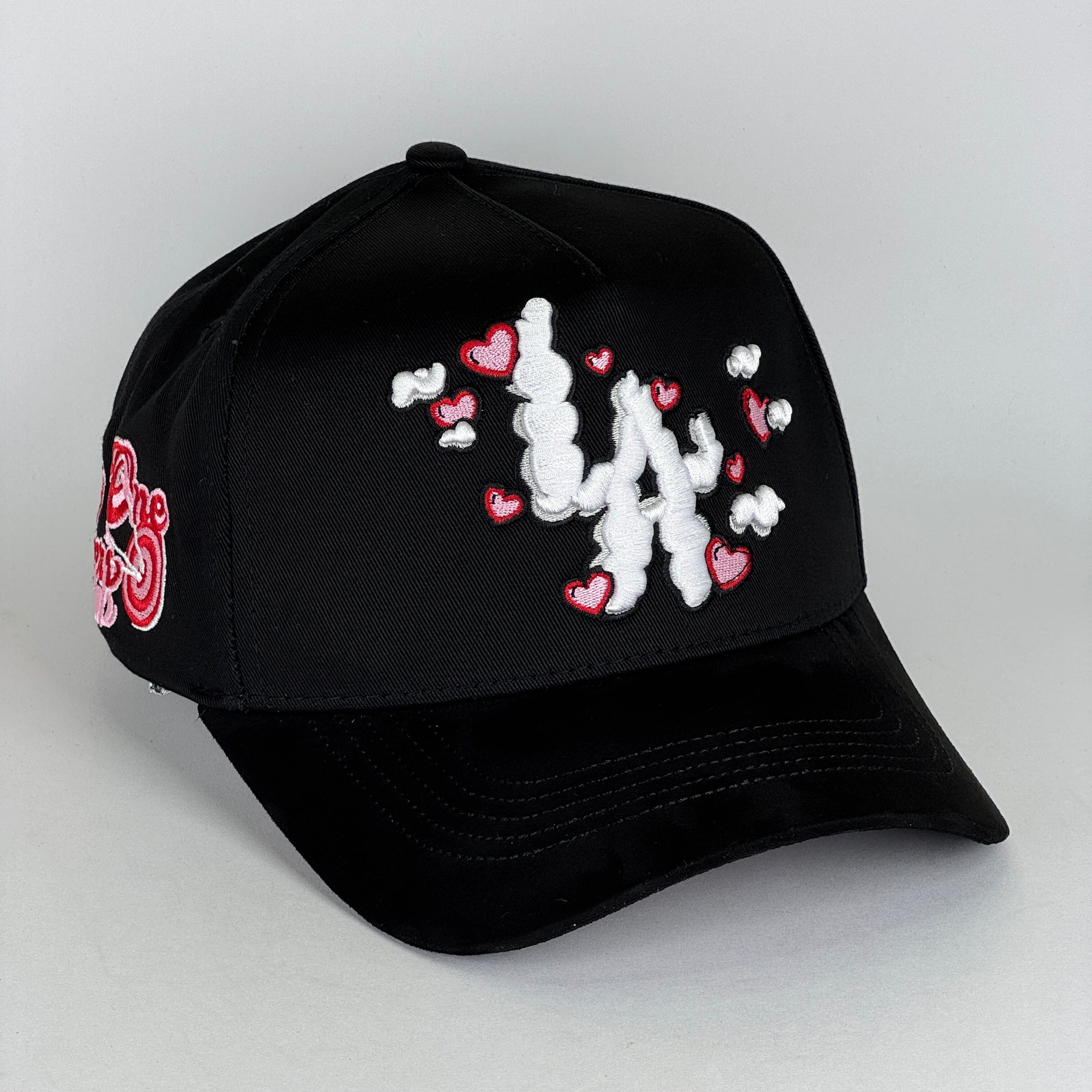 31 HATS CLOUD LOVE